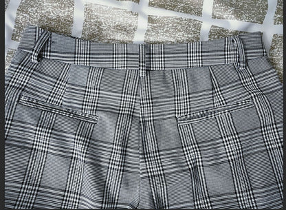 Men's black and white plaid casual pants