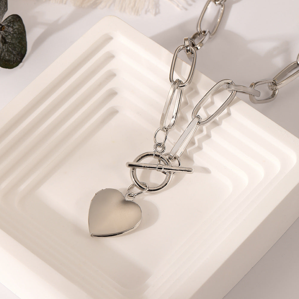 Metal Heart-shaped Photo Box Necklace