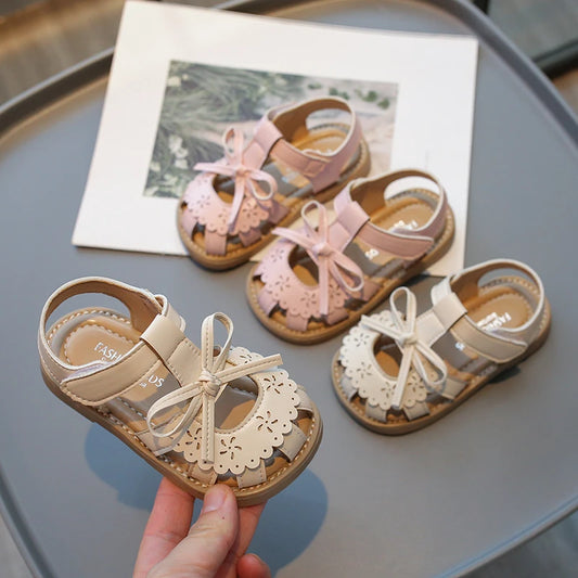 Sandalias de verano para niñas, zapatos de princesa de encaje con recortes